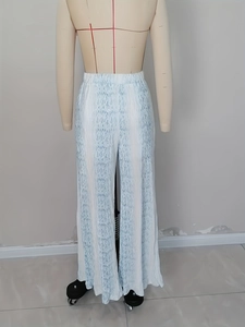 Women's high-waisted wide-leg pleated trousers with blue and white vertical stripe patterns