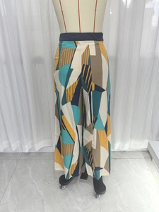 Pantaloni a gamba larga a vita alta da donna con stampe geometriche colorate per l'estate