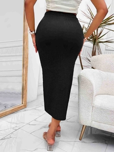 Eleganter schwarzer Maxirock mit hoher Taille, Rippenstrick und schmaler Passform