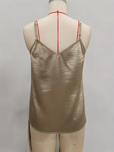 Damen Satin Unterhemd in Champagner mit verstellbaren Trägern und V-Ausschnitt Seidenglanz