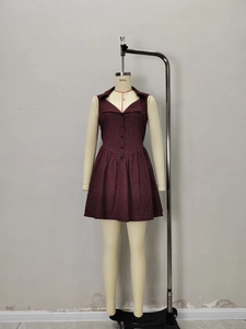 Ärmelloses Retro-Polo-Kleid mit rot-schwarzem Karomuster, schmaler Taille und A-Linie