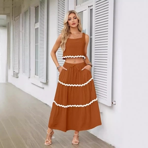 Set estivo 2 pezzi color caramello con top senza maniche e gonna lunga smerlata