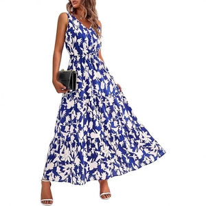 Sleeveless V-neck floral printed maxi dress with layered bohemian style in blue and white
