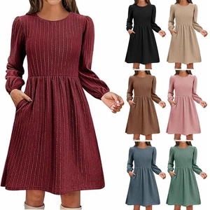 Robe en Maille Décontractée à Col Rond Manches Longues Trapèze Avec Poches Couleur Unie Longueur Midi Automne