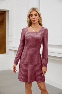 Detail of square neckline and ribbed texture on the mauve long sleeve mini dress