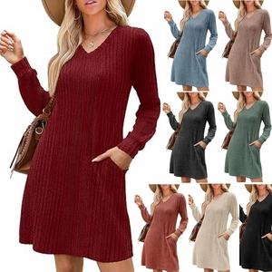 Damen V-Ausschnitt Rippstrick Mini Kleid Langarm Casual Slim Fit A-Linie Kurzes Kleid Mit Taschen Weicher Gebürsteter Stoff