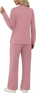 Vue arrière d'un ensemble sweat rose à manches longues avec fente latérale et pantalon large
