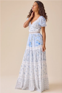 Detail of French vintage floral lace dress with V-neckline and puff short sleeves