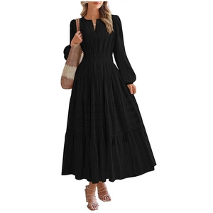 Robe longue noire à col en V et manches longues, taille élastique et volants étagés