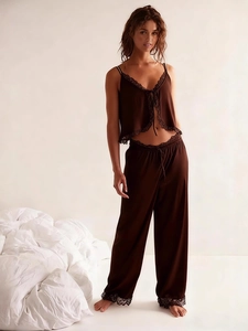 Set Pigiama da Donna in Raso con Pizzo Canotta e Pantaloni a Gamba Larga Tinta Unita Top And Bottom