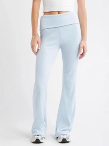 Pantalon évasé en maille côtelée bleu clair ajusté avec taille rabattue pour femme