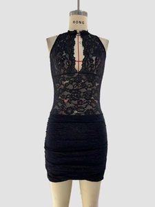 Women sexy black lace patchwork bodycon dress with hollow out neckline and pleated skirt