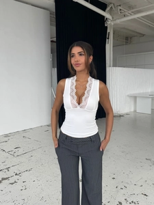 Damen Sexy Spitzen Patchwork V Ausschnitt Ärmelloses Tanktop Schmale Passform Einfarbig Kurz Geschnittenes Camisole Weste