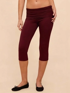 Wine red high-waisted cropped yoga leggings with tummy control and elastic quick-dry fabric