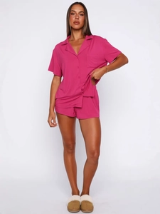 Damen Schlafanzug-Set in Rosa mit kurzärmeligem Hemd und passender Shorts