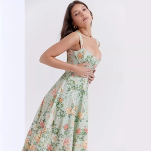 Floral A-line long dress with corset bodice and slit in light green summer print