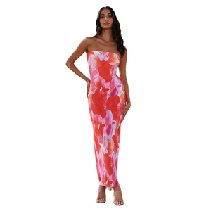 Damen Schlauchkleid in Maxi-Länge mit rotem und rosa Aquarell-Blumendruck