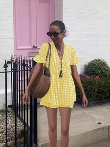 Ensemble d'été jaune à carreaux pour femme avec haut à nouer et pantalon large