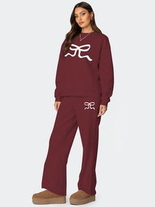 Ensemble sweat-shirt bordeaux et pantalon large pour femme avec motif nœud blanc