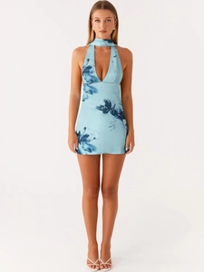 Sexy backless halter neck mini dress with blue floral print and deep V-neckline