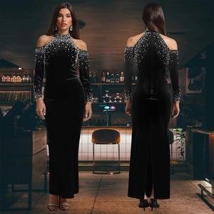 Robe Maxi Élégante En Velours Avec Strass Et Künstliche Perles Épaules Dénudées Halter Pour Femmes Fête Soirée Banquet Moulante