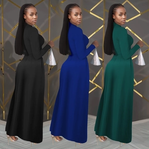 Elegante abito a maniche lunghe con risvolto e vita stretta in nero, blu e verde