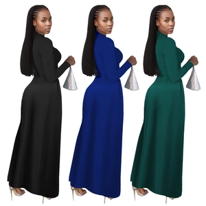 Tre eleganti abiti a maniche lunghe in nero, blu reale e verde scuro con gonna svasata