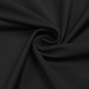 Gros plan d'un tissu en maille noire de haute qualité avec texture élastique et tissage fin