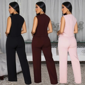 Ensemble chic pour femmes avec gilet sans manches à col en V et pantalon large multicouleur
