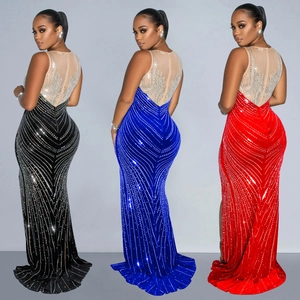 Détails de robes de soirée sirène avec strass éclatants en noir, bleu et rouge élégants