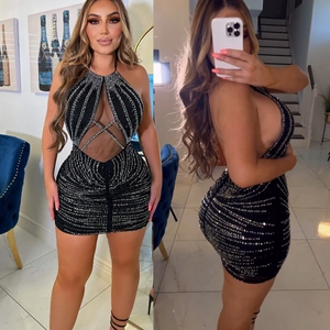 Robe Mini Moulante Sexy Noire pour Femme Dos Nu Halter Maille Strass Ajourée Robe de Soirée Club Sans Manches