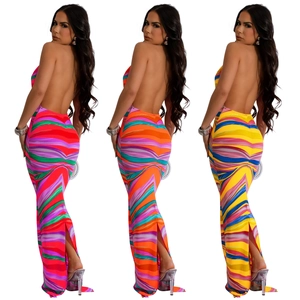 Abito lungo da donna senza maniche con scollo all'americana e stampa astratta colorata