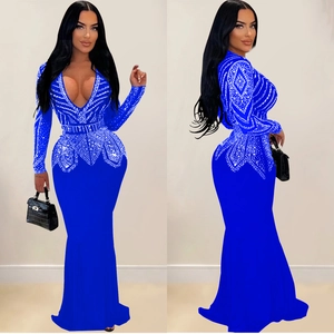 Robe de soirée bleu marine à col en V profond avec strass étincelants, vue de face et de profil
