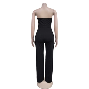 Vue détaillée du dos d'une combinaison bustier noire avec fermeture éclair invisible