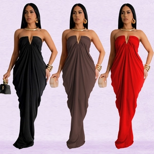 Women Strapless Ruched Maxi Dress Metal V-Hardware Sexy Bodycon Floor Length Party Evening Dress Elegant Summer Gown