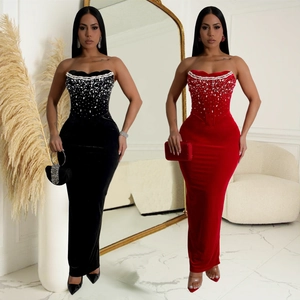 Robe Maxi en Velours Sexy Épaule Dénudée Pour Femmes Avec Strass Et Künstliche Perles Coupe Ajustée Fente Arrière Robe de Soirée Élégante
