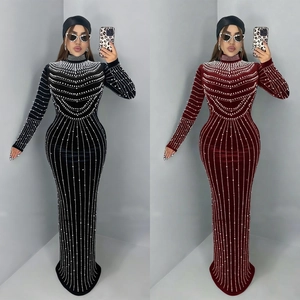 Elegante Abito Maxi in Velluto Donna Collo Alto Manica Lunga Decorato con Künstliche Perle Vestibilità Aderente Abito da Sera Formale