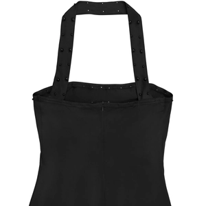 Détail d'une robe bustier noire avec bordure en strass et fermeture éclair invisible au dos