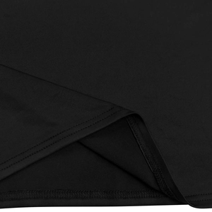 Vue macro détaillée de la texture du tricot noir et des coutures doubles de haute qualité