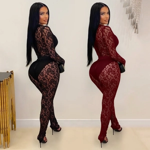 Body chic en dentelle à manches longues noir et bordeaux avec design en maille florale