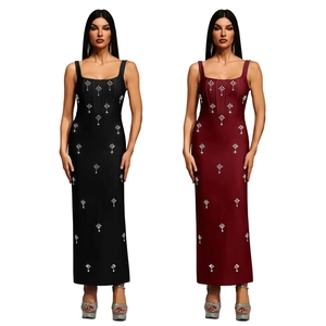 Elegante abito lungo schiena scoperta con motivi floreali in strass nero e bordeaux