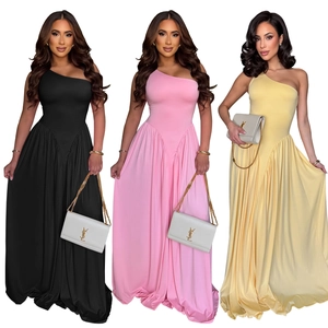 Elegant one-shoulder sleeveless maxi dress with V-waistline and flowing pleated skirt