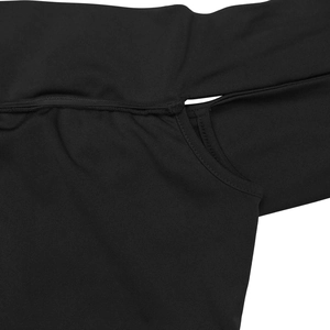 Détail de la maille élastique noire montrant les coutures de qualité et la découpe précise