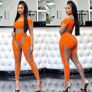 Sexy oranges zweiteiliges Set mit schulterfreiem Crop-Top und Mesh-Cutout-Leggings