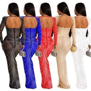 Robe longue élégante pour femmes avec strass et manches en tulle en cinq couleurs
