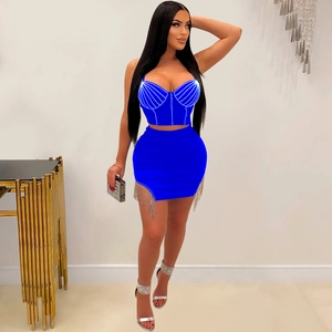 Ensemble deux pièces bleu avec strass et jupe courte à franges pour soirée club