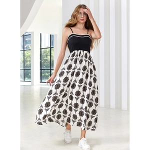 Sleeveless patchwork maxi dress with floral print and high waist for elegant summer style