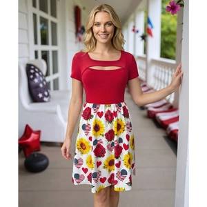 U-neck hollow cutout short sleeve dress with sunflower heart print and flared skirt