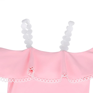 Costume intero rosa con spalline in pizzo a pois e scollatura a balze per vacanze al mare