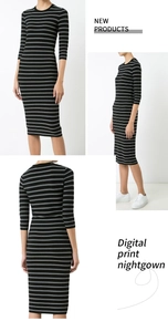Vue triple d'une robe mi-longue rayée noire et blanche, coupe ajustée avec manches trois-quarts